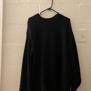 The GAP Black women’s Sweater